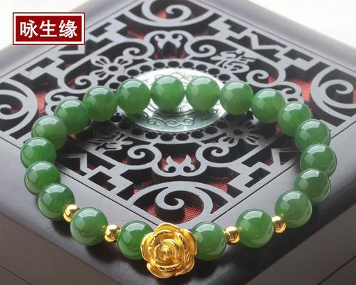 黄金莲花的寓意与象征意义（金色的奇迹——黄金莲花的秘密与传说）