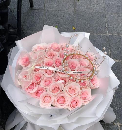 33朵粉玫瑰的花语是什么？33朵粉玫瑰代表什么含义？