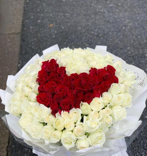 丝带玫瑰花99朵包装图案含义？99朵玫瑰花代表什么？