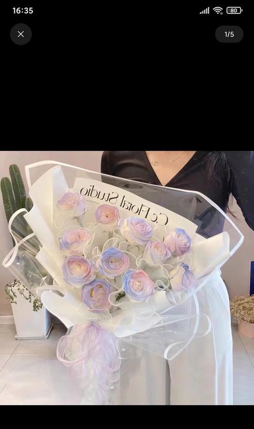 渐变色玫瑰花束如何摆放？摆放时有哪些美观技巧？