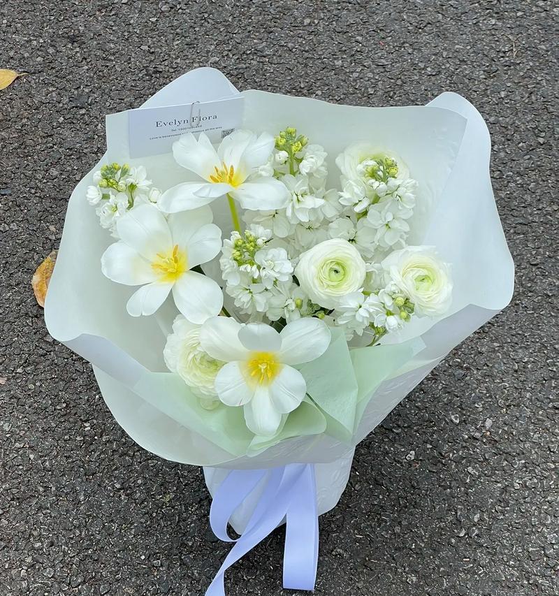紫萝兰的花语有哪些？适合送给什么样的人？